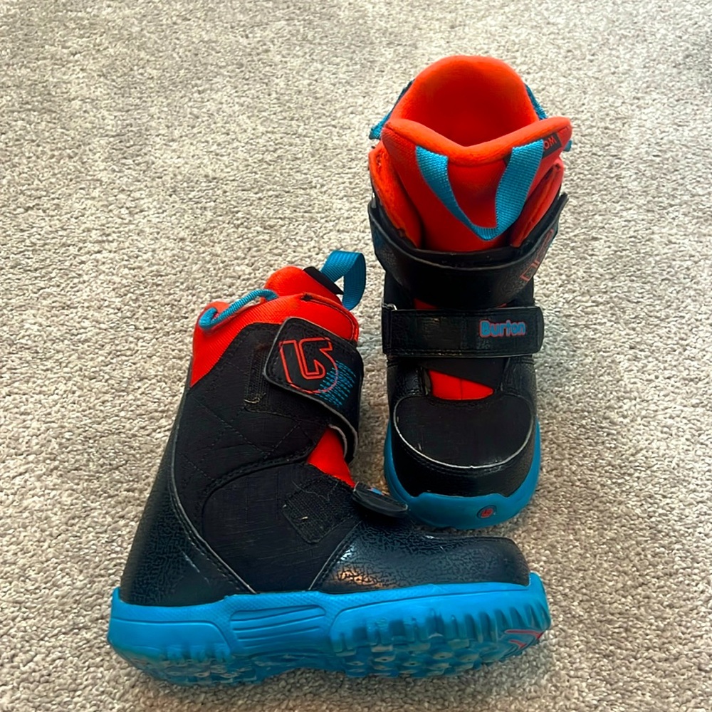 Mini Groom Burton Snowboarding Boots Size 12C
